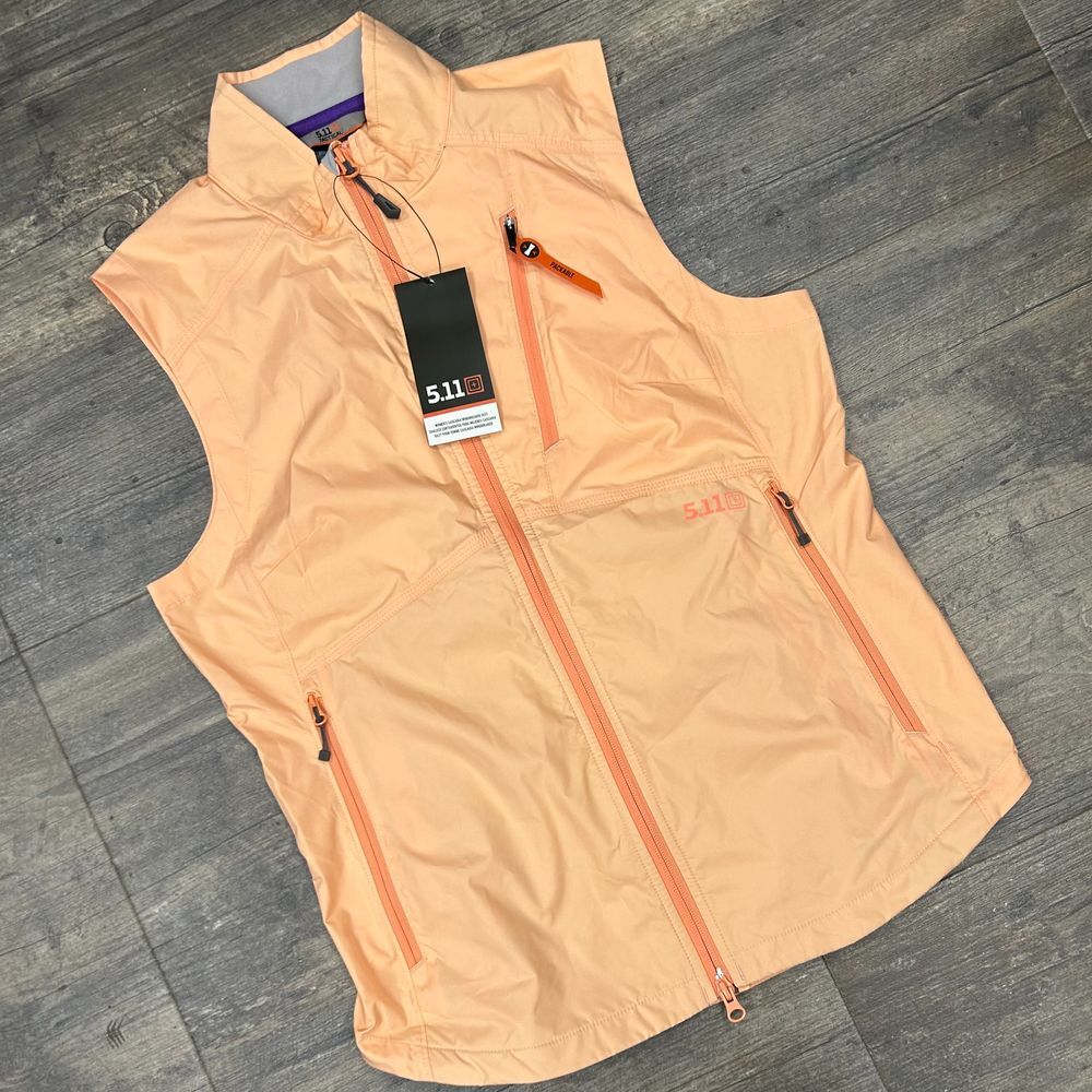 5.11 Tactical Women Cascadia Windbreaker‎ Vest Peach Size Small Packable (586)